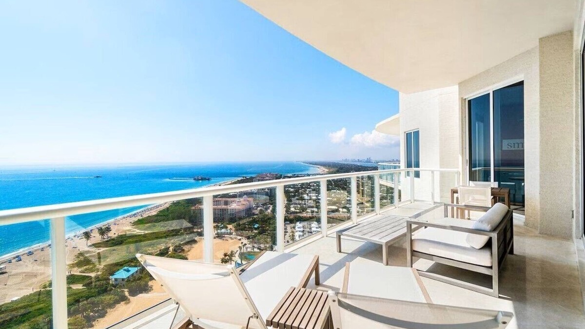 Singer Island Condo | Stunning Oceanfront Penthouse at the Ritz-Carlton on Singer Island