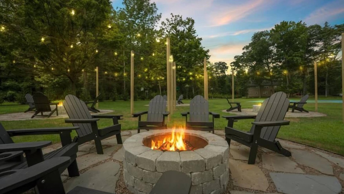 Canadensis House | Stunning Pocono Modern | Firpits | Pets OK