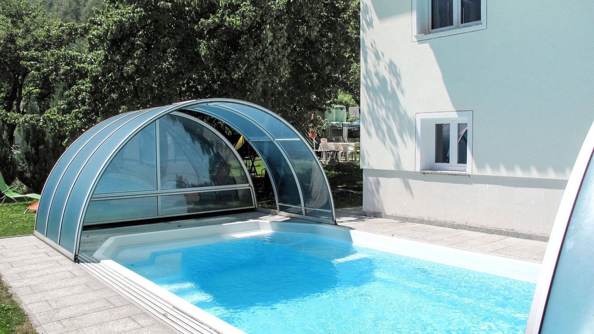 Serfaus House | Stunning private villa for 10 people with private pool, WIFI, TV and terrace