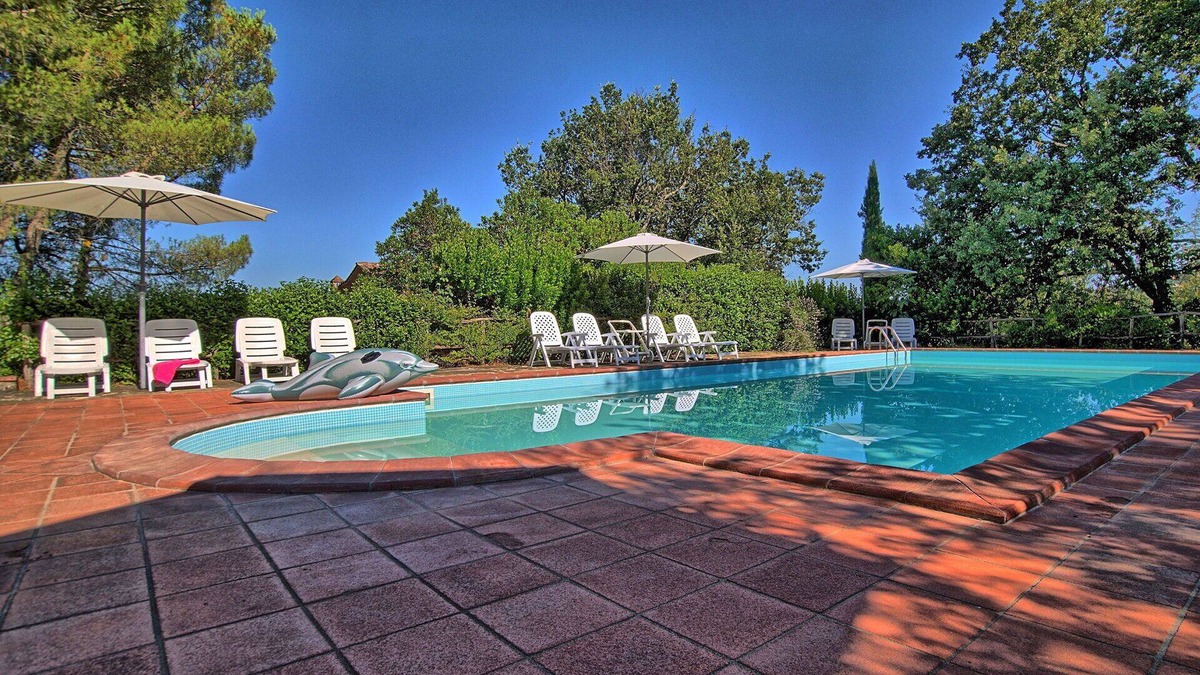 Bucine Villa | Stunning private villa for 17 people with private pool, WIFI, TV, veranda and panoramic view