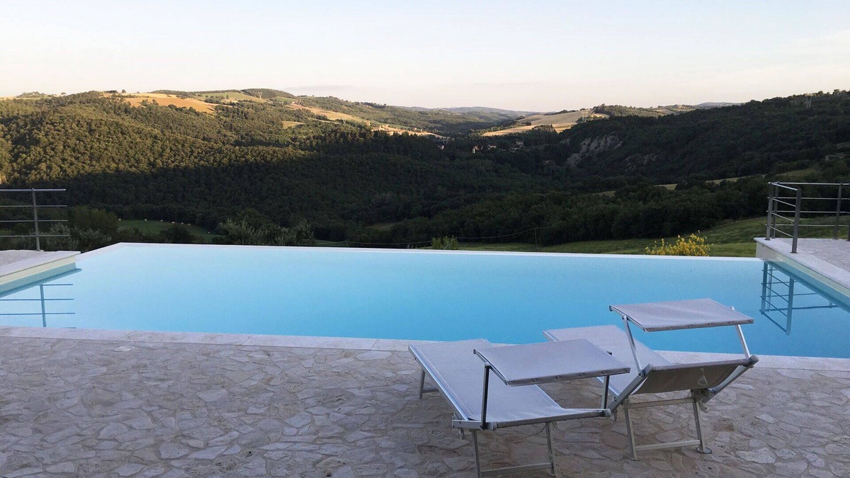 San Venanzo Villa | Stunning private villa for 8 people with private pool, WIFI, TV and panoramic view