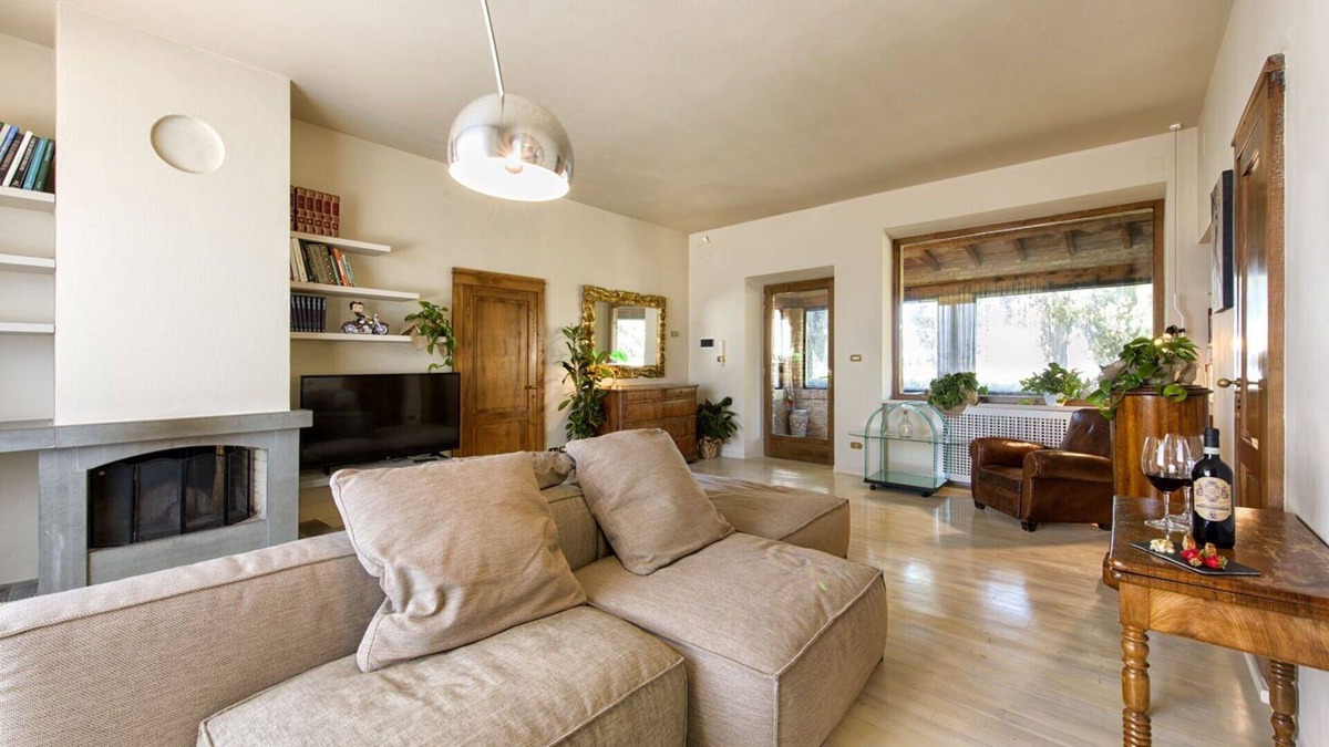 Montalcino Villa | Stunning private villa for 6 guests with hot tub, A/C, WIFI, TV, patio and panoramic view