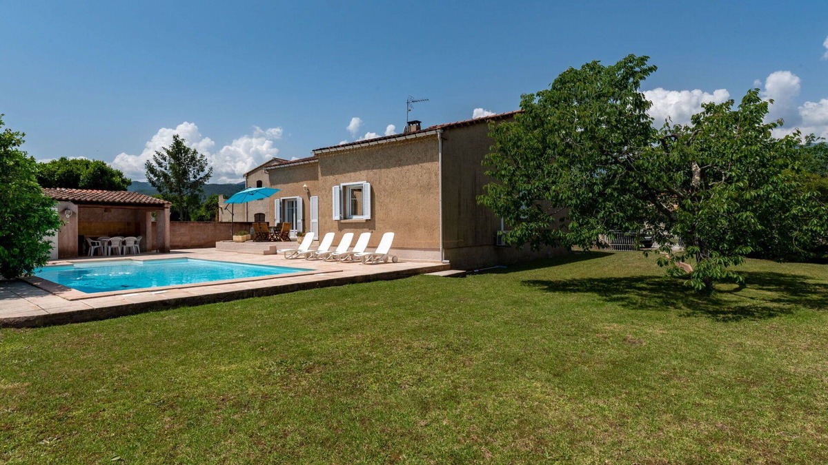 Prunelli-di-Fiumorbo House | Stunning private villa for 6 people with WIFI, private pool, A/C, TV and terrace