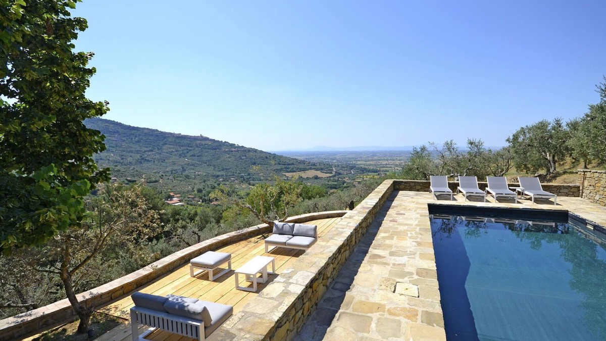 San Pietro a Cegliolo Villa | Stunning private villa for 8 people with private pool, WIFI, A/C, TV, patio and panoramic view