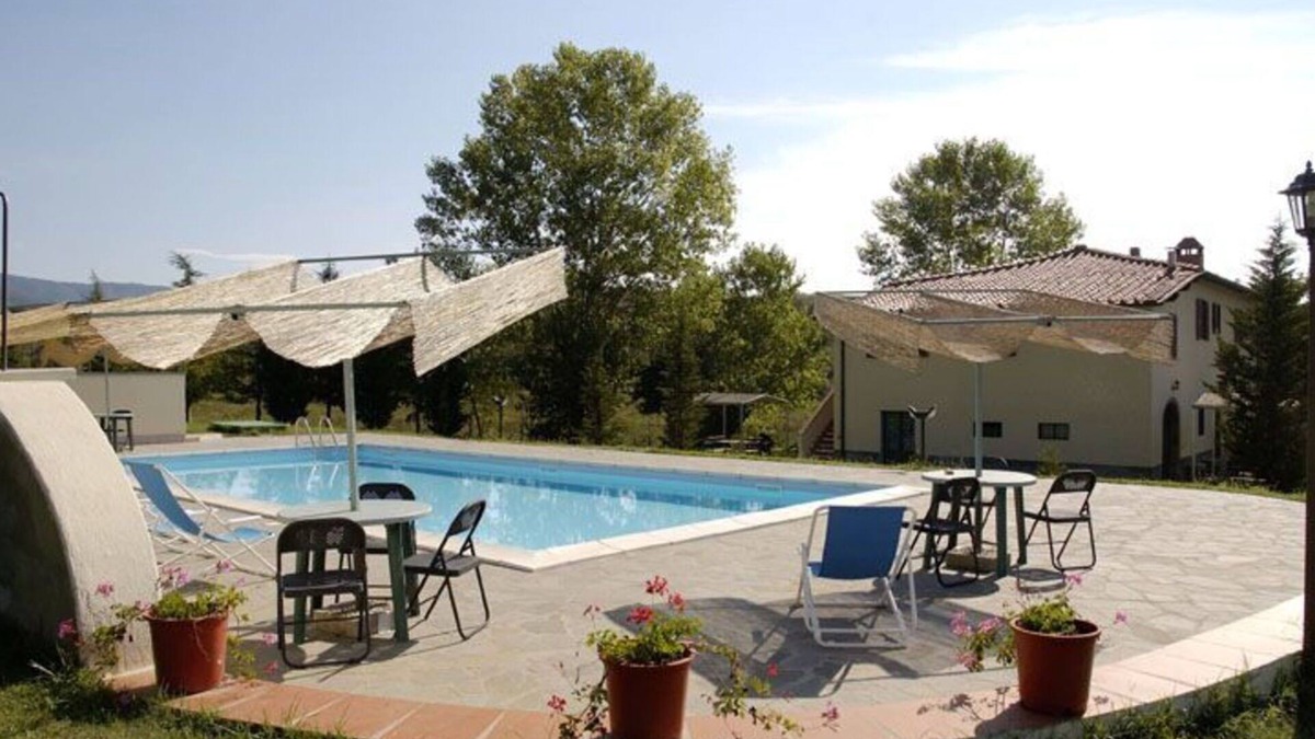 Cicogna House | Stunning private villa for 4 guests with pool, WIFI, patio, pets allowed and panoramic view