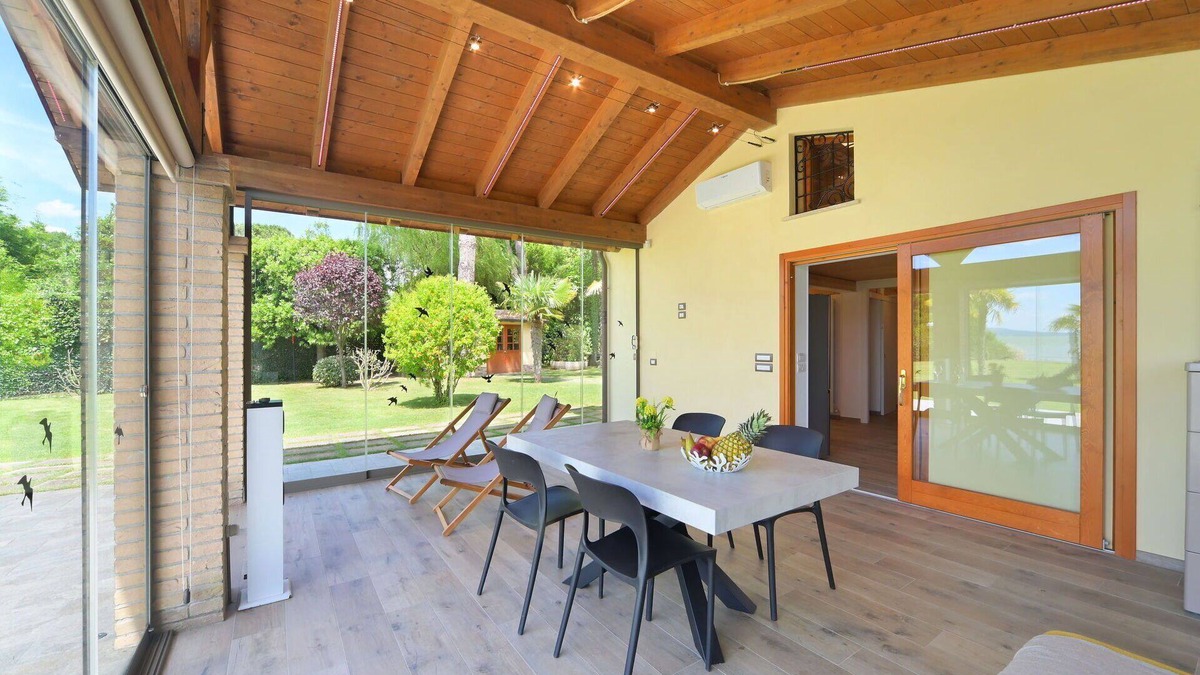 San Feliciano House | Stunning private villa for 5 people with WIFI, A/C, TV, terrace and pets allowed