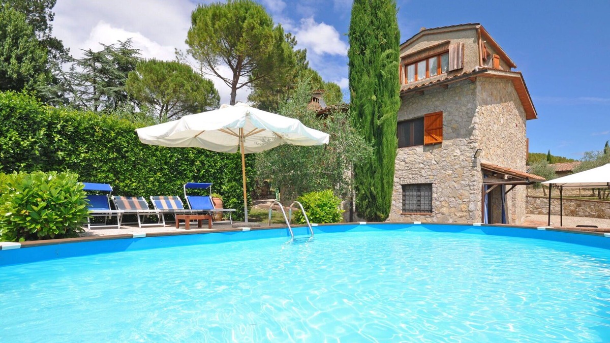 San Sano Villa | Stunning private villa for 8 guests with A/C, WIFI, private pool, TV, patio and panoramic view