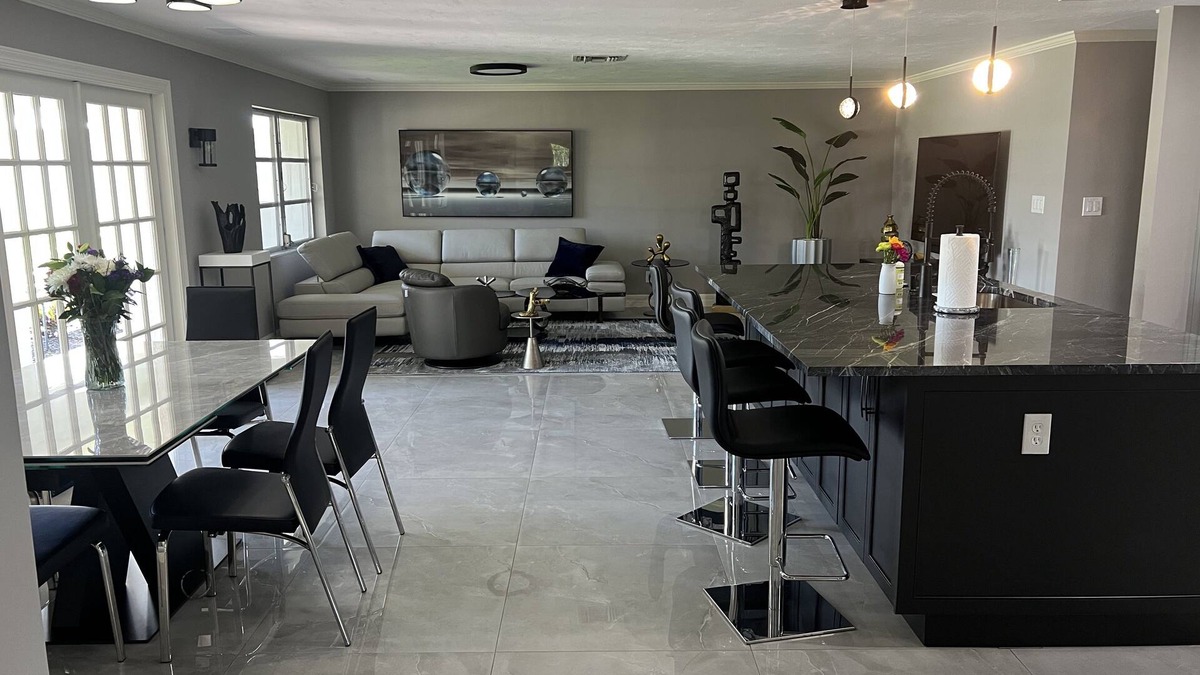 Royal Harbor House | Stunning property in Royal Harbor, Is finest location Naples bay downtown 5th