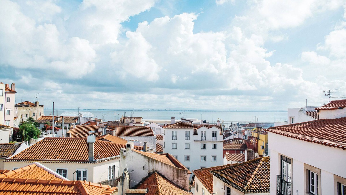 Santo Estevao Apartment | Stunning river view Portuguese Soul Large Terrace Alfama, sleeps 10