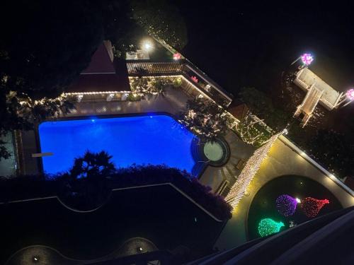 Bang Lamphu Lang Apartment | Stunning Riverside Apartment Bangkok City Centre