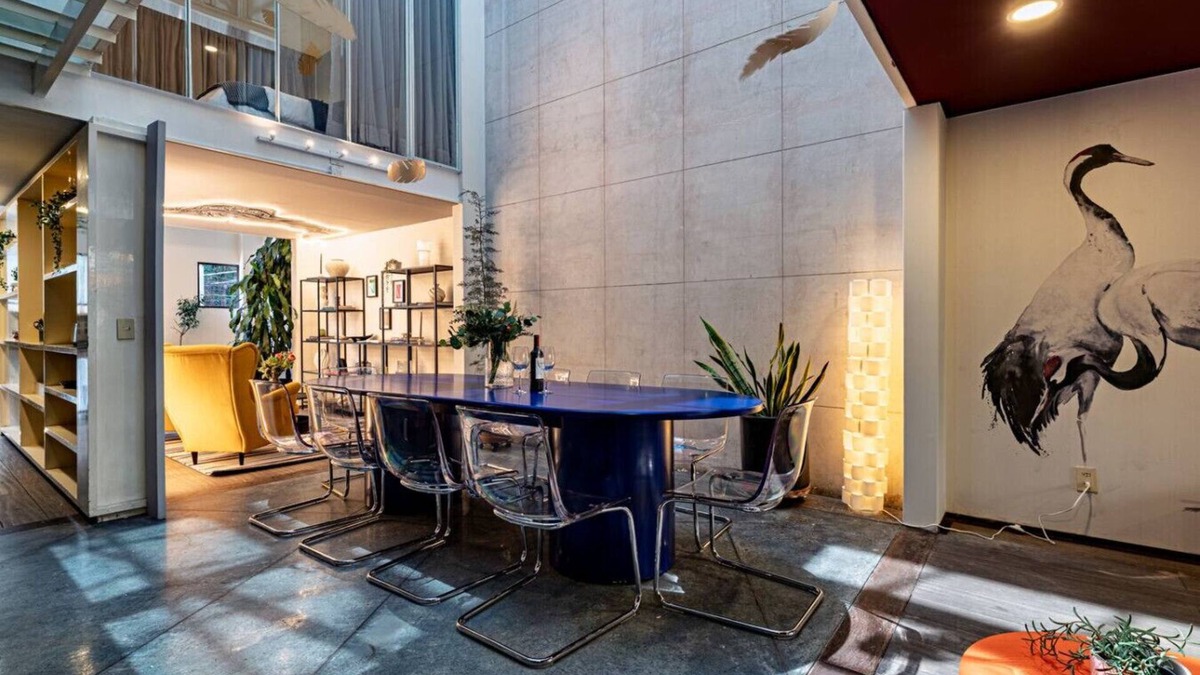 Roma Norte House | Stunning Roma House with Beautiful Patio 16 PAX