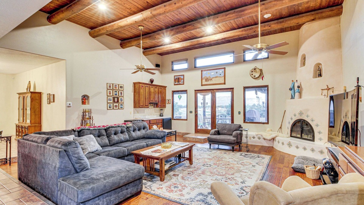 Rio Rancho House | Stunning Sandia Mtn Views: Rio Rancho Retreat
