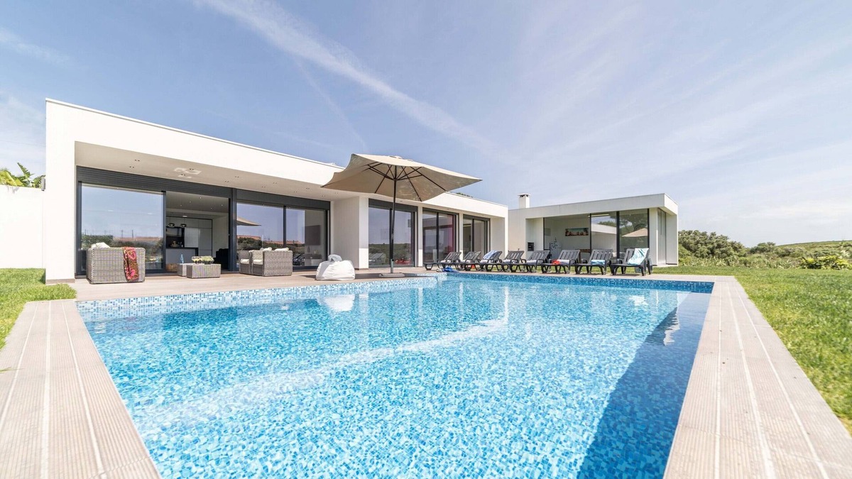 Aldeia Villa | Stunning Sesimbra Villa | 3 Bedrooms | Villa Bahia | Modern Appearance | Table Football