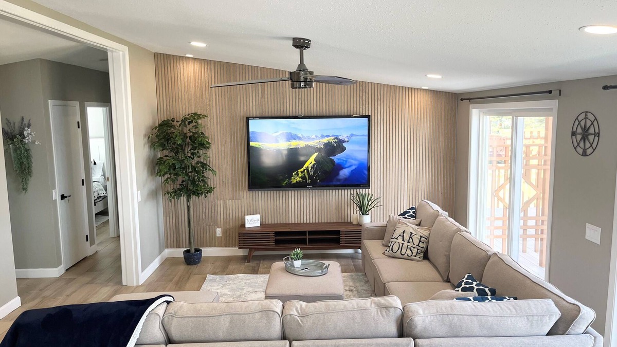 Park Falls House | Stunning, UPDATED Lakefront Home-Pike Lake Point-Water and Snow Adventures Await
