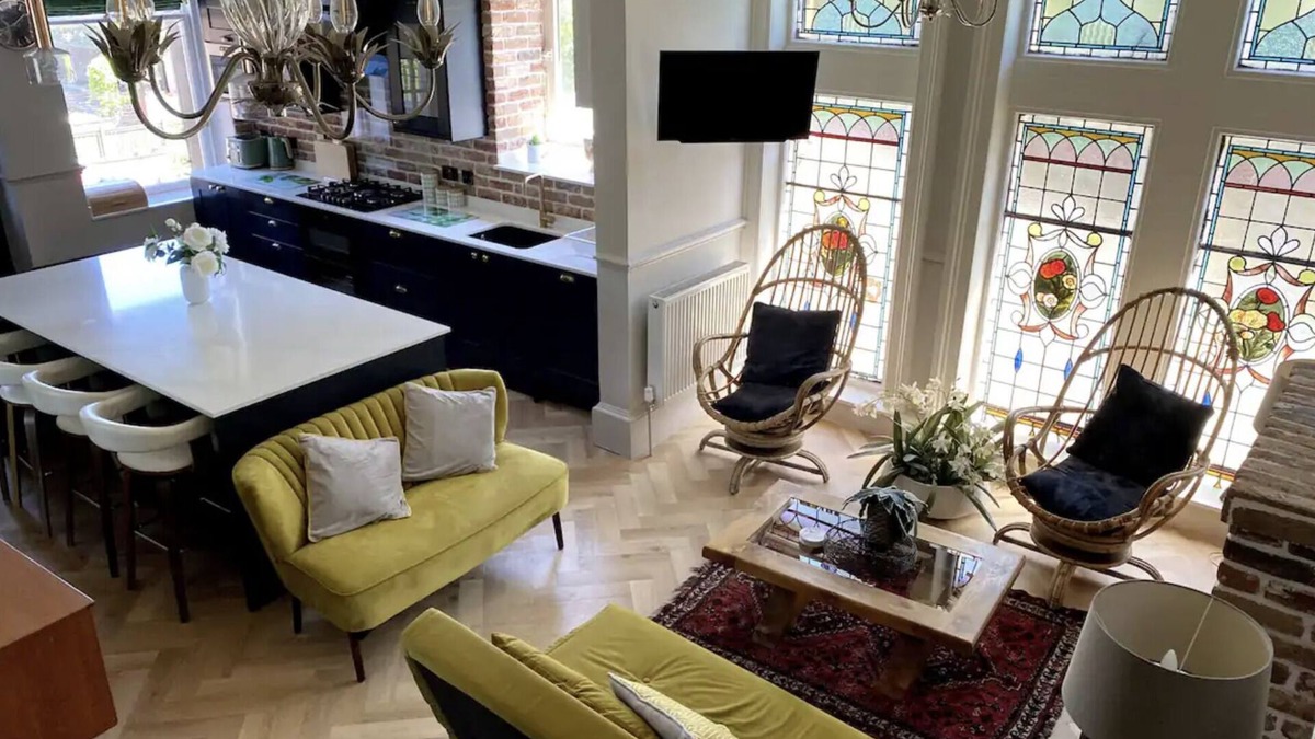 Pollokshields House | Stunning Victorian Home Near Dumbreck Station