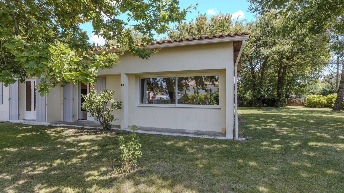 Medis House | Stunning villa for 4 people with WIFI, TV and pets allowed
