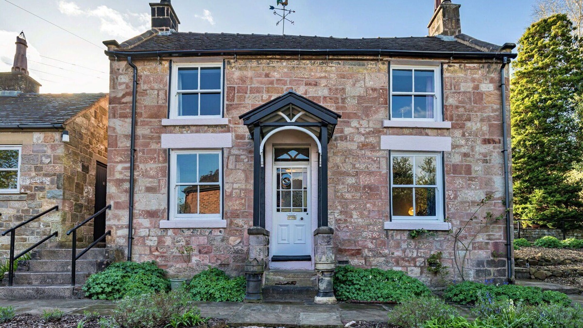 Tunstall House | Stunning villa for 6 people with WIFI