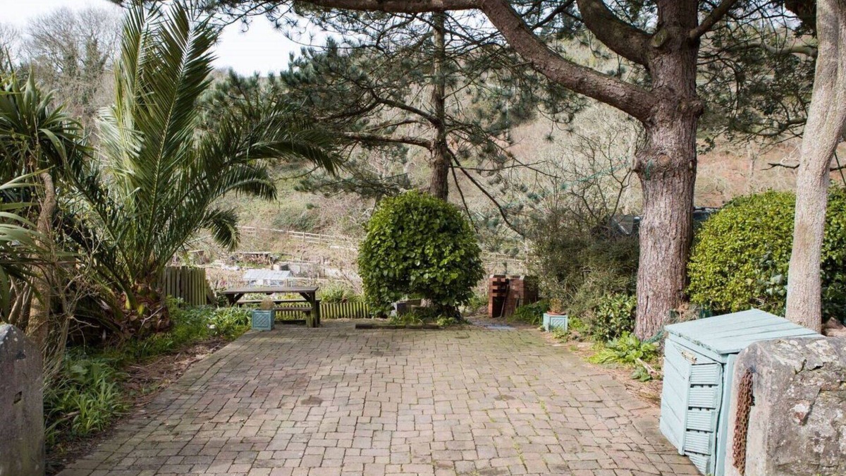 Pentewan House | Stunning villa for 6 people with TV