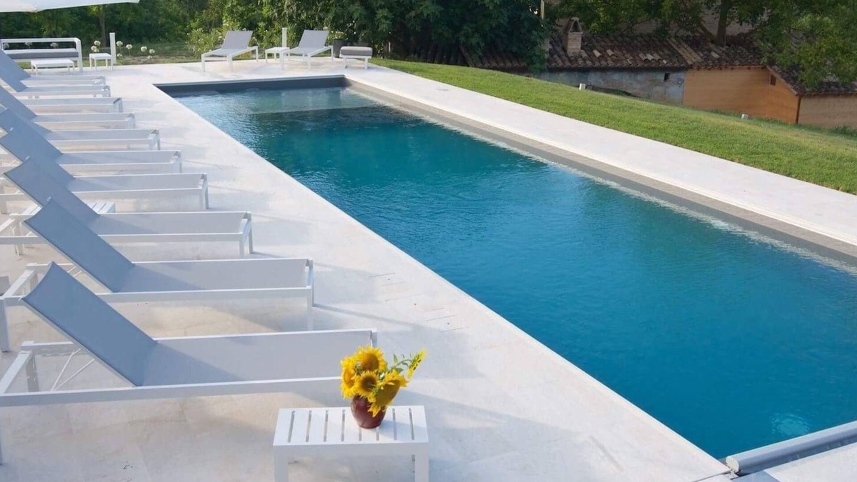 Montottone Villa | Stunning villa with large Yoga Room and Swimming Pool