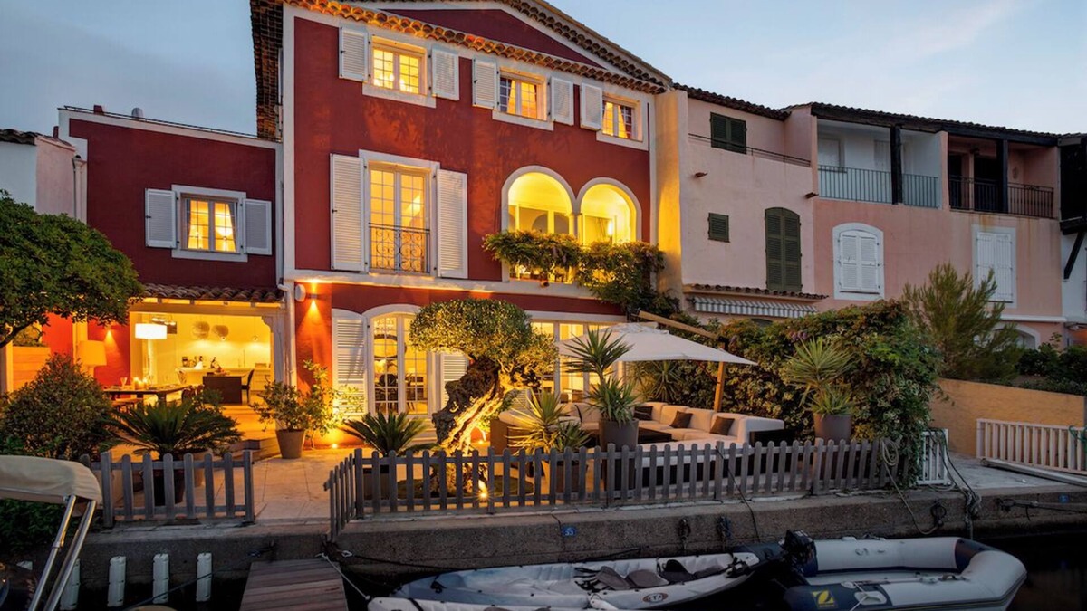 Port Grimaud House | Stunning waterfront home, with mooring, in Port Grimaud.