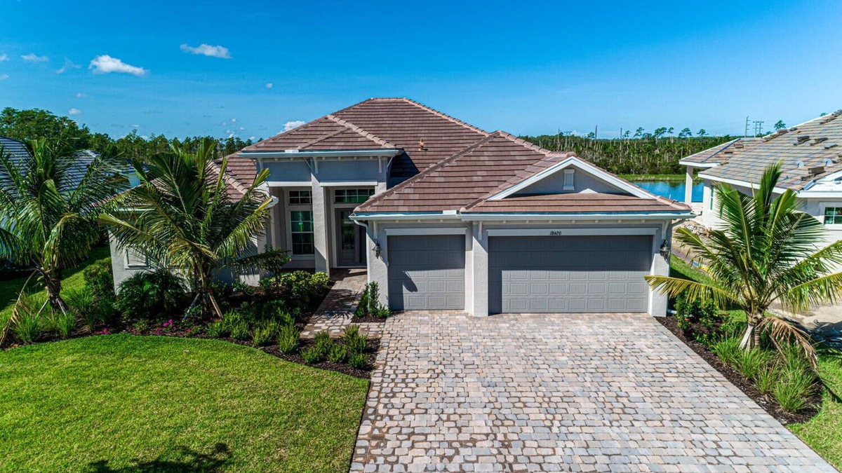 Biggar House | Stunning Wildblue Home + pool/1-Month minimum (Estero/Ft Myers Area)