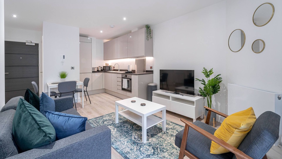Barnt Green Apartment | Stylish 1 bed apartment in Central Solihull