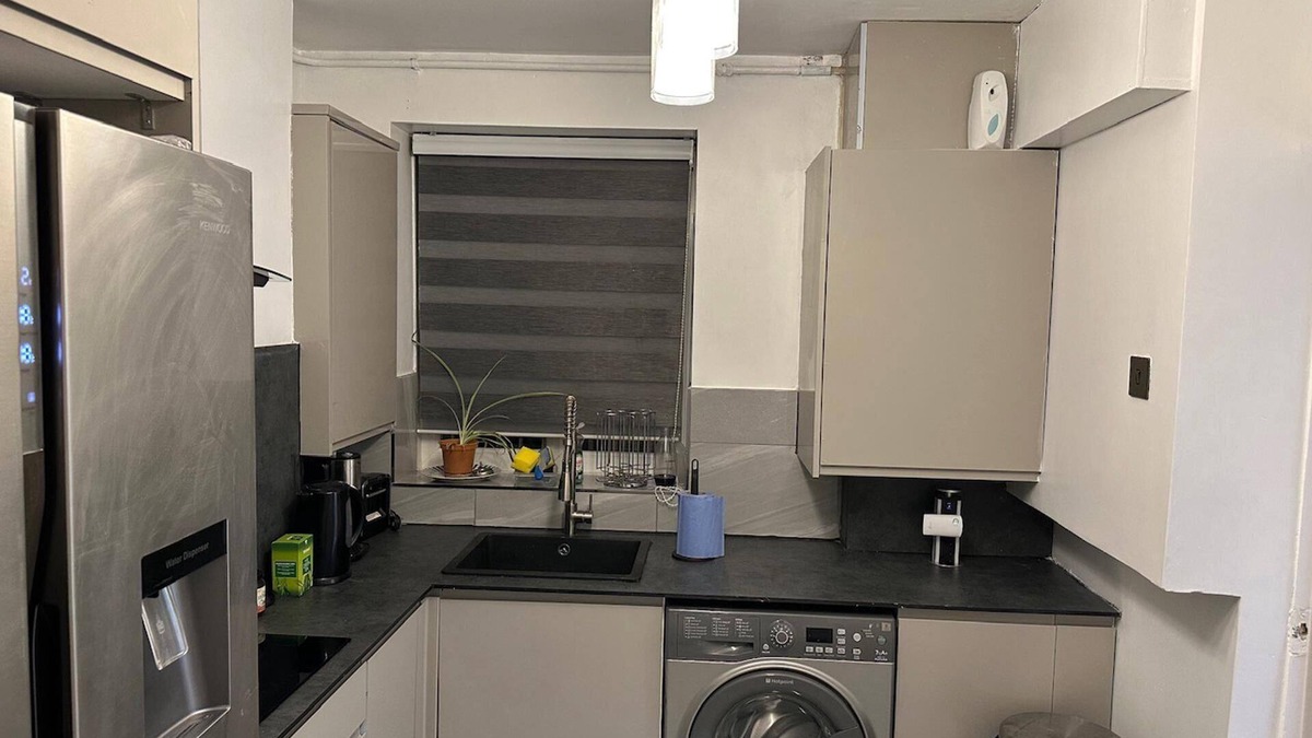 Crystal Palace Apartment | Stylish 1BR Apt w/Fireplace & High-speed Wifi