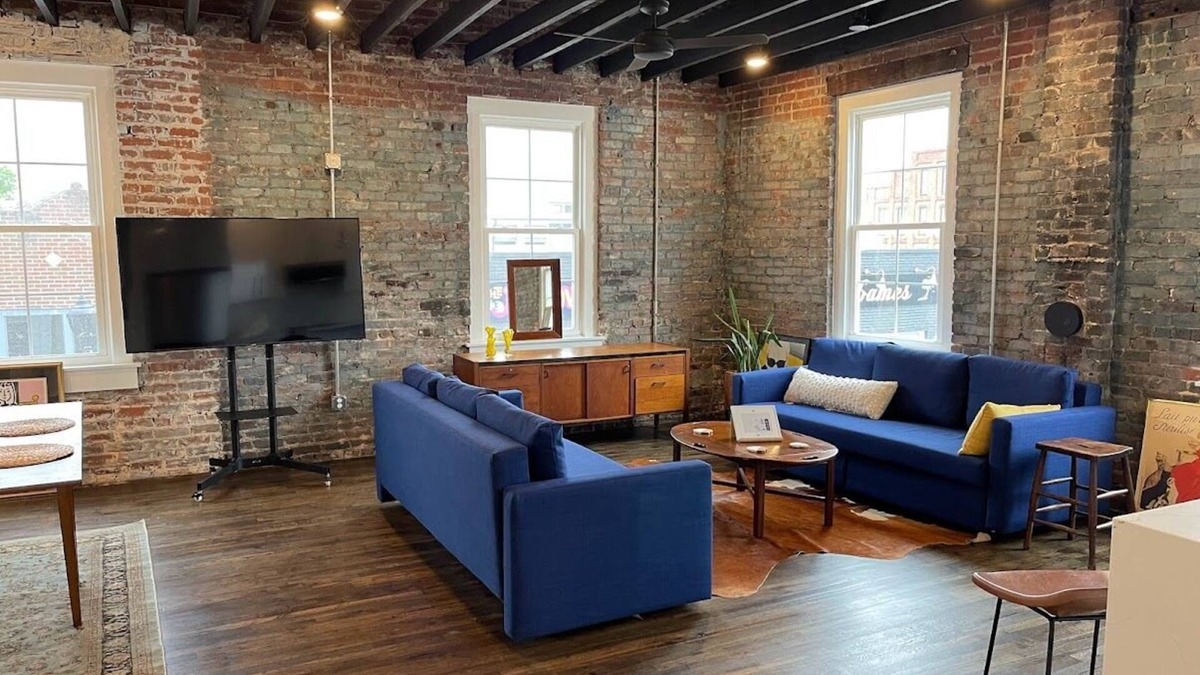 Mount Airy Apartment | Stylish 2 BR New Apartment in Downtown Mount Airy (APT 202)