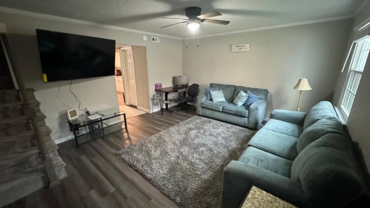 Greensboro Condo | Stylish 2-Master bedroom condo off of Guilford college.