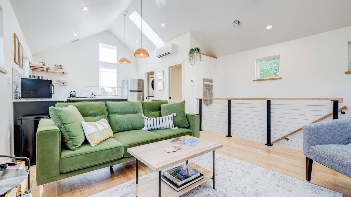 West Highland House | Stylish 2BR Guesthouse w/Private Patio - Walk to Tennyson St