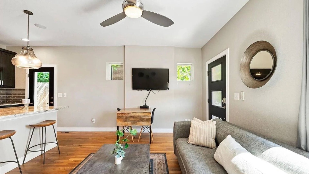 Jefferson Park House | Stylish 2BR RetreatnNear Mile High + Jefferson Park