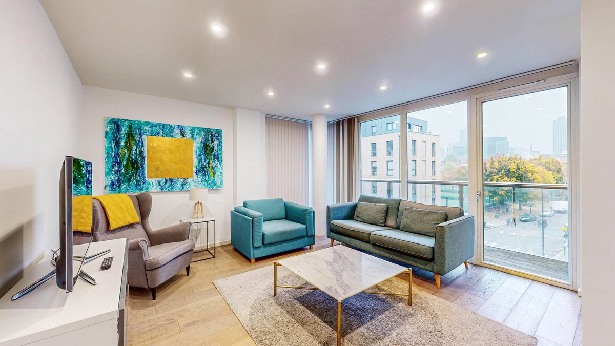 Barbican Apartment | Stylish 3 Bedroom Apartment in the heart of Clerkenwell