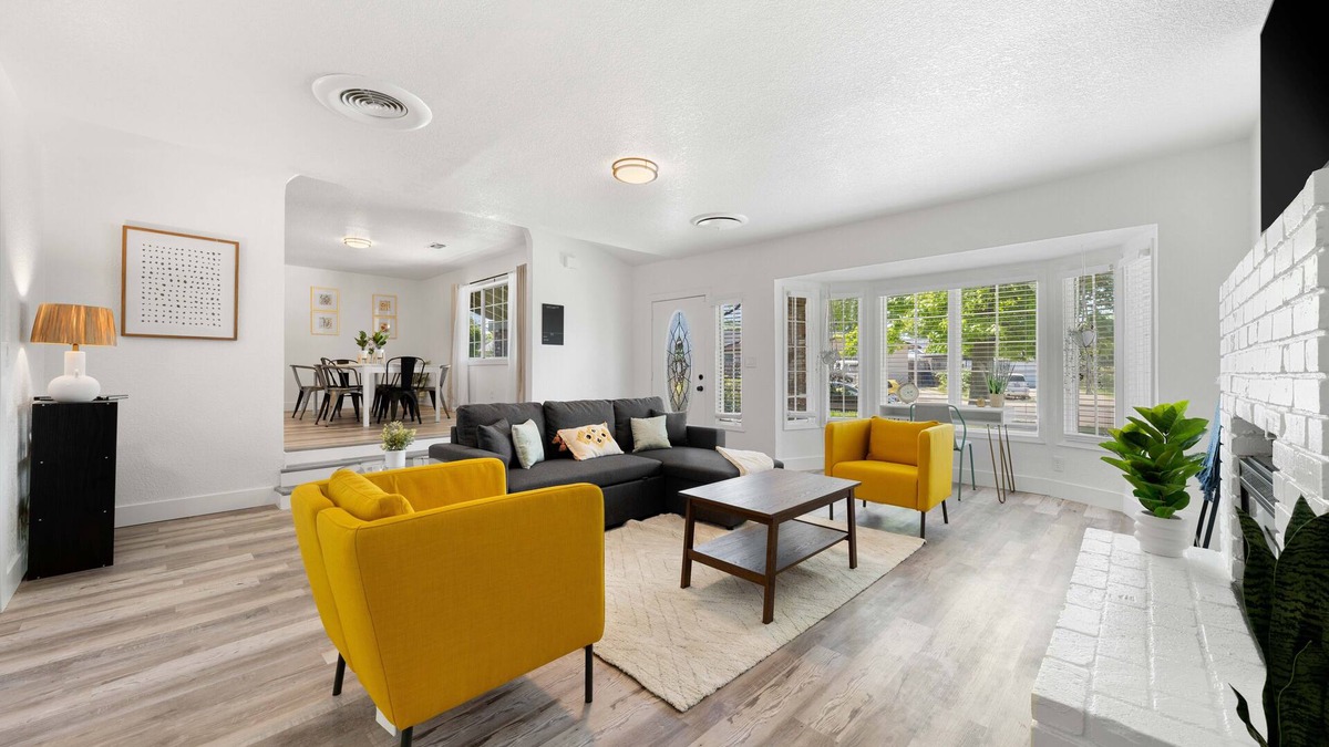 Citrus Heights House | Stylish 3BD/2BA Oasis/Office/Yoga RM/Serene Yard