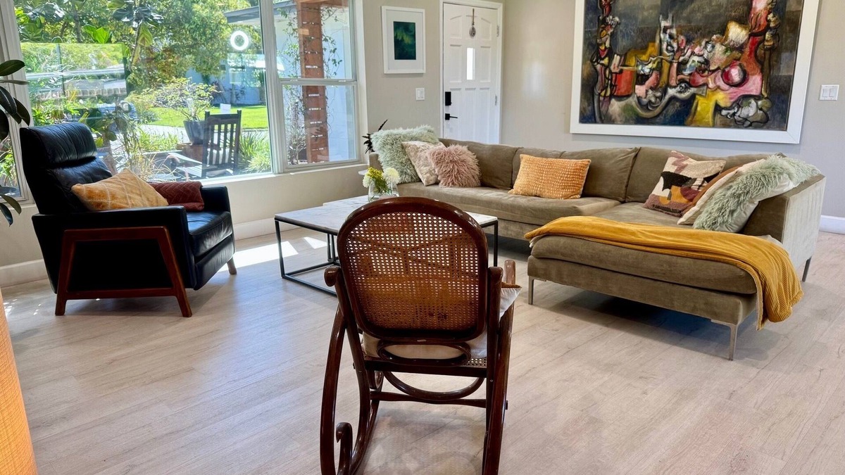Winter Park House | Stylish 3BR/2BA Home in Lake View Retreat, near to Park,Trails,Pickleball,Golf.
