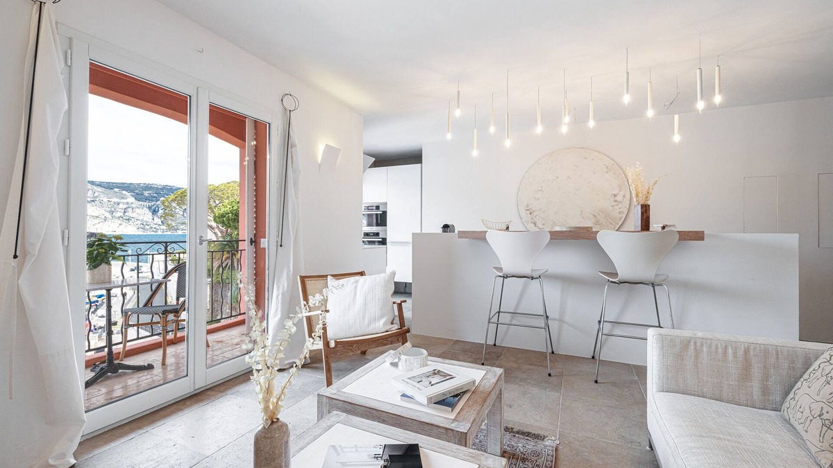 Nice Apartment | Stylish apartment overlooking the Port of Saint Jean