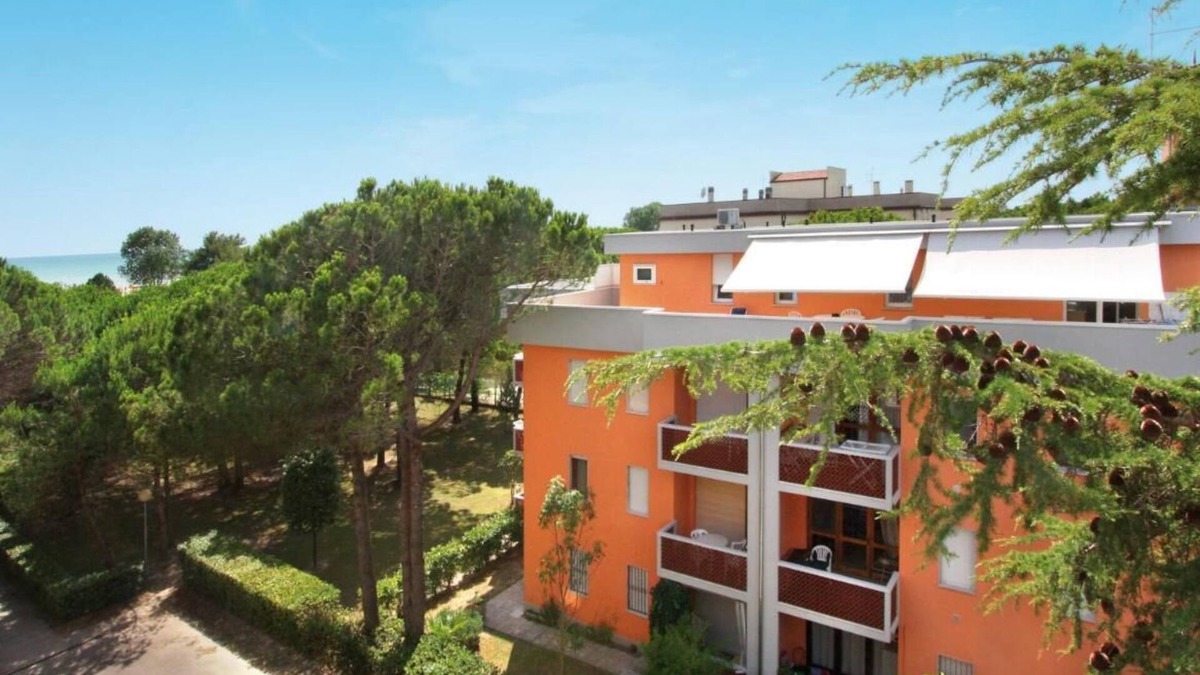 Bibione Lido del Sole Apartment | Stylish and Comfy Apartment Near the Beach