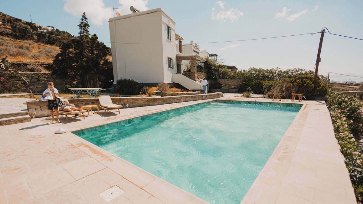 Tinos Town House | Stylish and traditional cycladic house