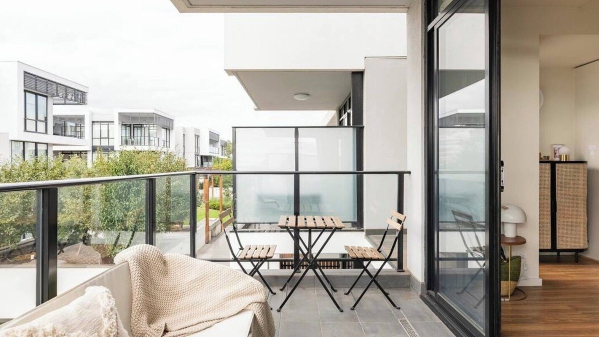 Pascoe Vale South Apartment | Stylish apartment close to amazing Melbourne offerings.