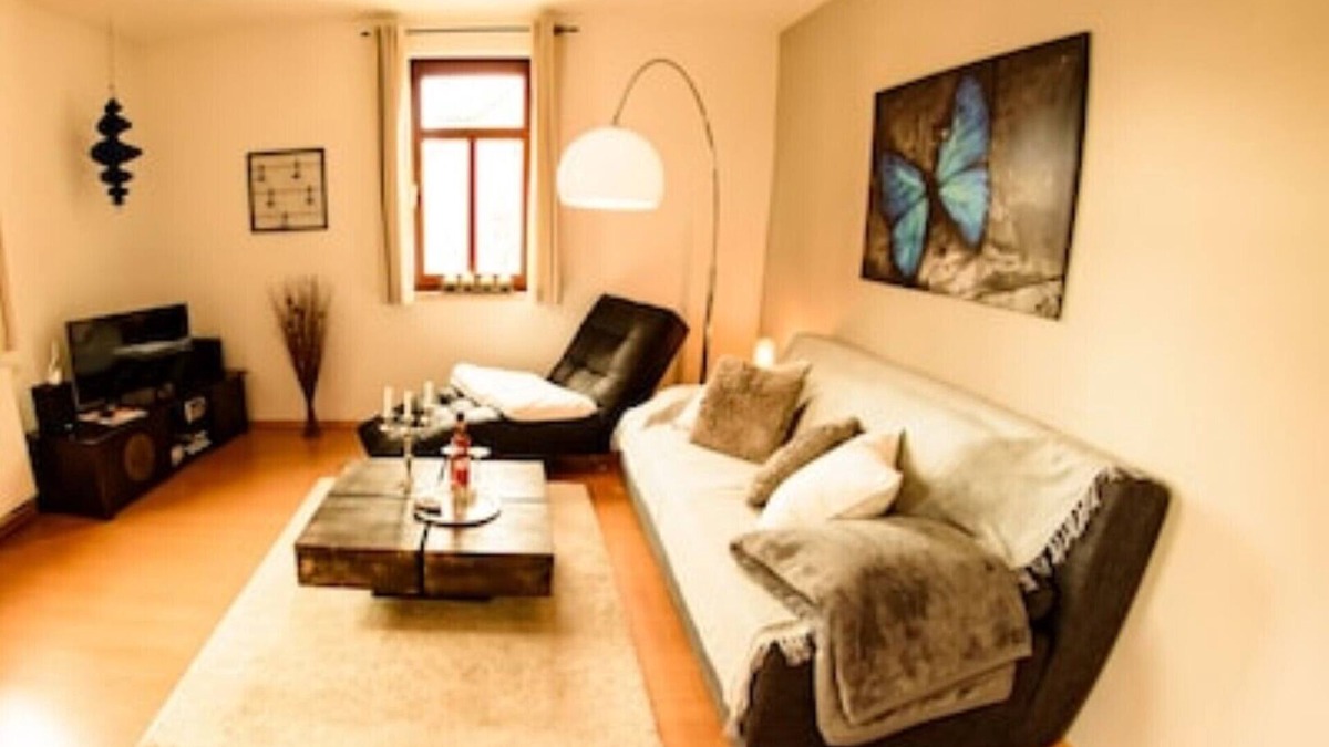 Weisser Hirsch Condo | Stylish apartment on the Weißer Hirsch with its own roof terrace