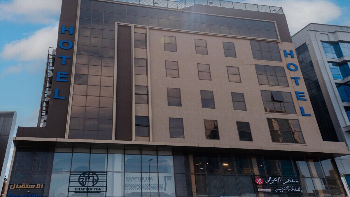 Jeddah House | Stylish & Central King Stay | Palette Luxury MAS