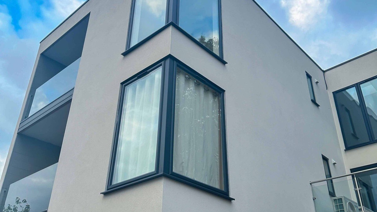 Kidbrooke with Hornfair Apartment | Stylish City Retreat in Central London