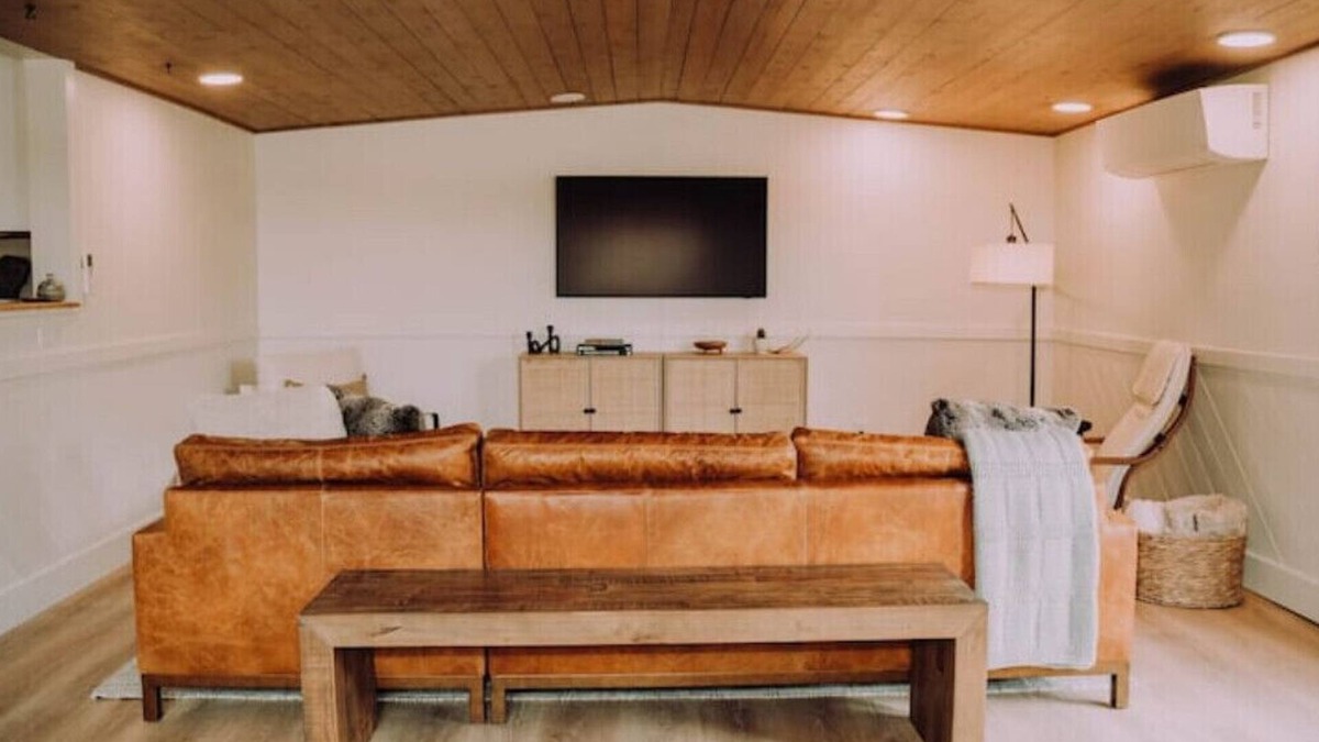 Salmon House | Stylish & Cozy Home - Newly Renovated