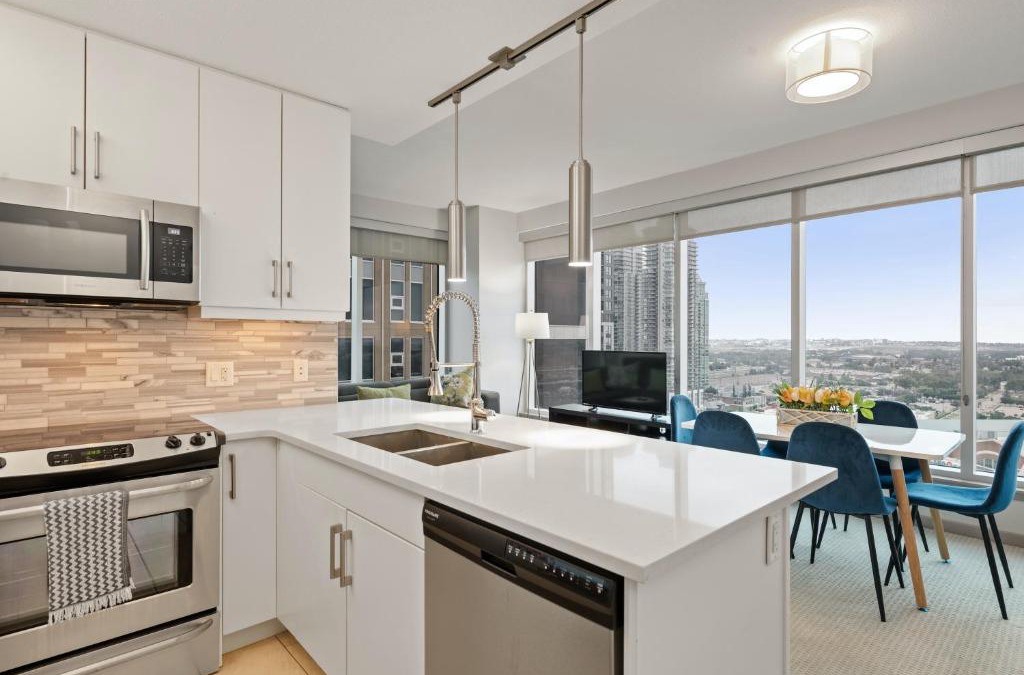 Victoria Park Apartment | Stylish Downtown Condos by GLOBALSTAY