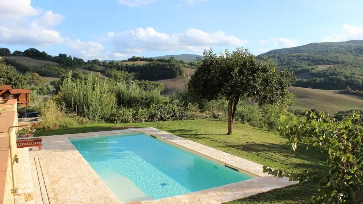 San Dalmazio Other | Stylish farmhouse with heated pool in San Dalmazio