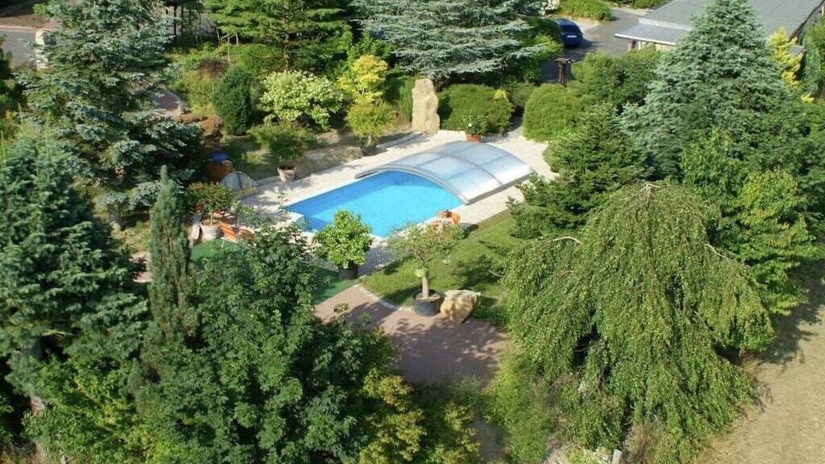 Mittelndorf House | Stylish holiday home near the forest