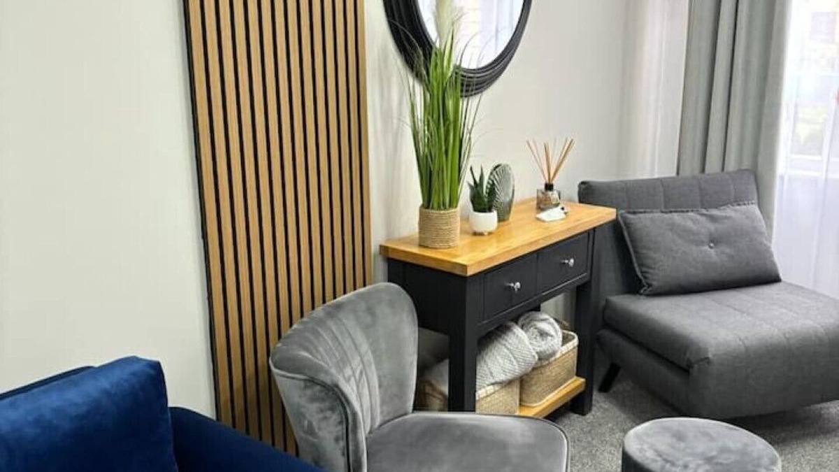 Linlithgow House | Stylish home in Linlithgow