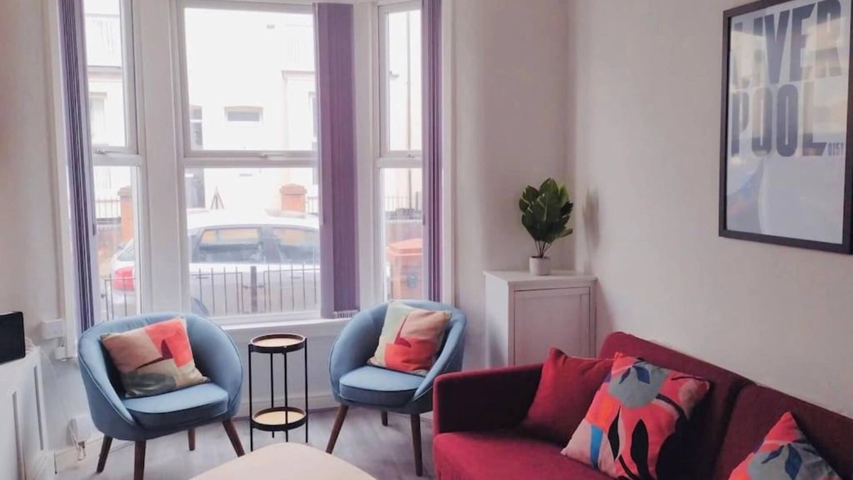 Everton House | Stylish home near Liverpool Football Club- 10min drive downtown
