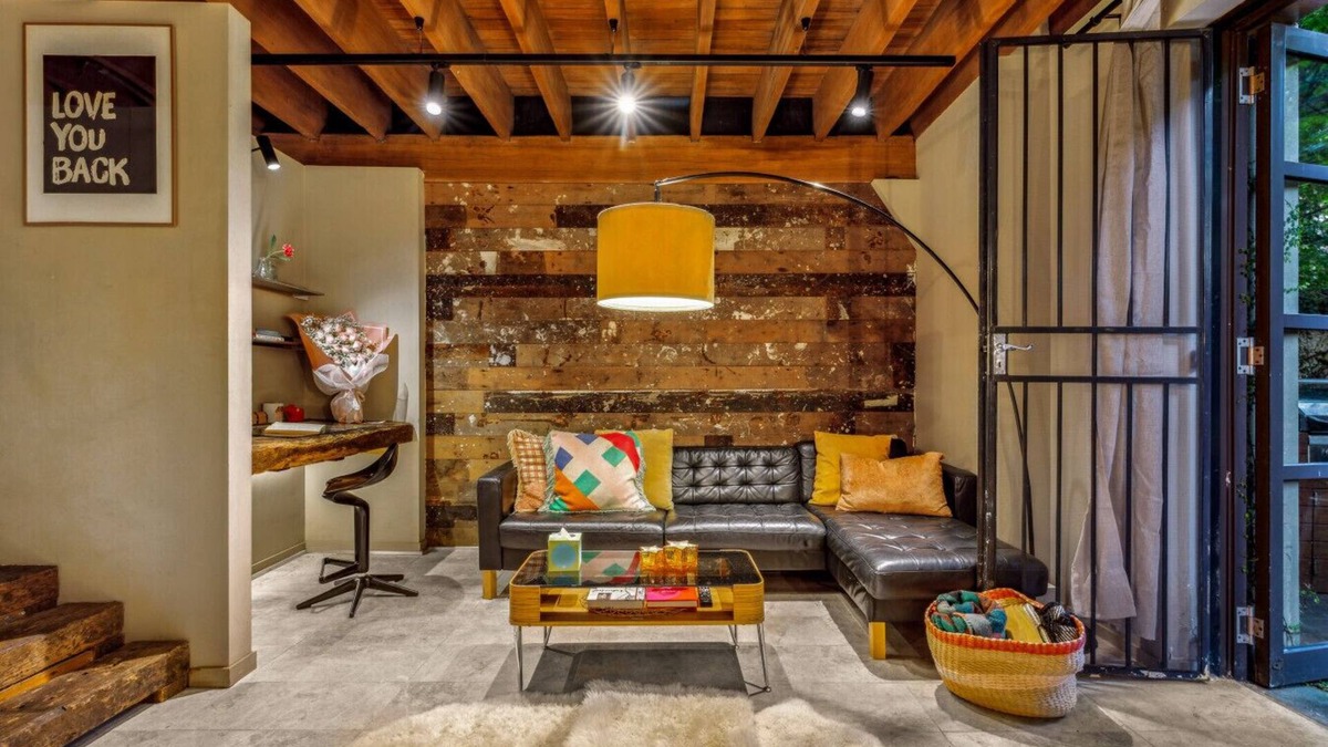Ultimo Apartment | + + Stylish Industrial Charm, in a Prime Locale.