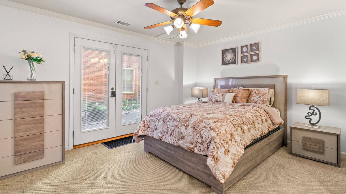 Atlanta House | Stylish Living in Atl: Your Urban Retreat Awaits by Deity Villas