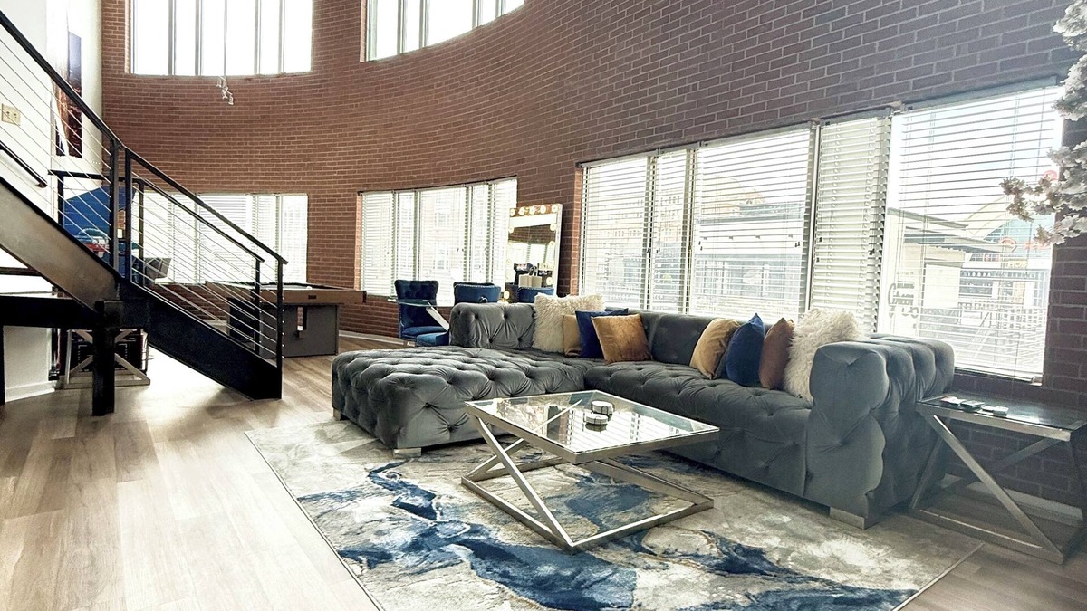 Atlantic Station Area Apartment | Stylish loft, centered in the heart of Atlantic station.